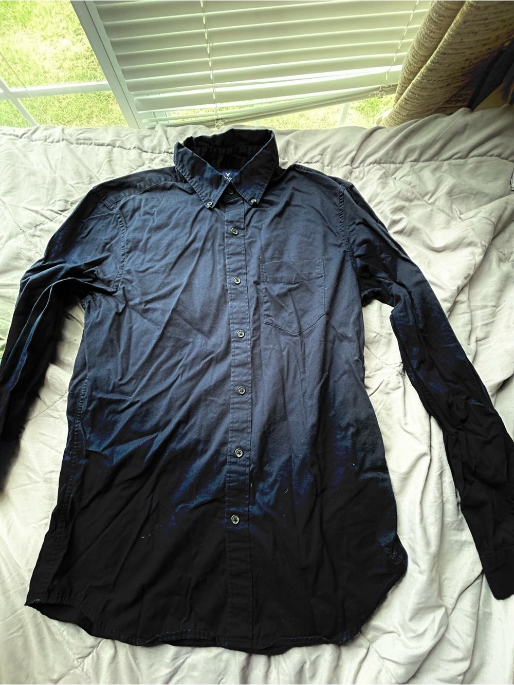 💚3/$25 American Eagle M Men's Long-Sleeve Button-Down Shirt Navy Blue